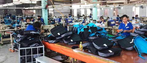 Xưởng Sản Xuất Balo, Túi Xách Uy Tín | Uniman