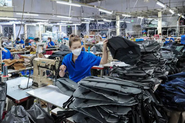 Xưởng May Balo In Theo Yêu Cầu Giá Rẻ, Chất Lượng Cao Tại Uniman